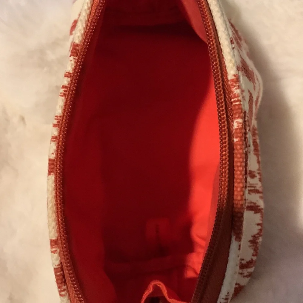NWOT VS Cosmetic Bag